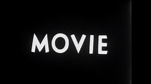 A MOVIE, 1958, Bruce Conner, Ausschnitt Mit einem Produktionsbudget von drei US-Dollar collagiert Conner 1958 seinen ersten Film aus ‹found footage› von Nachrichtensendungen, B-Movies und filmtechnischer Grafik. Mit diesem radikalen Filmexperiment de- und rekonstruiert er Techniken des Filmschaffens und des Storytellings und lotet gleichzeitig die Grenzen des retinal Wahrnehmbaren durch Effekte der Überreizung, Blendung, Überblendung und der Verwendung von Nachbild-Effekten aus. A MOVIE verknüpf
