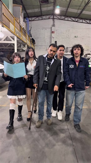 #Drcar #cine #humor Gracias a @Mecaniconsejos | dr house sandbox worms