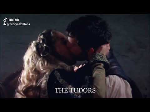 Henry Cavill Kissing Scenes