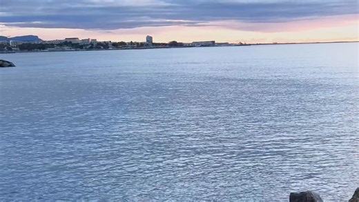 Mardi, la plénitude du Cros de #cagnessurmer #icicestcagnes cagnes-sur-mer.info we ❤️ #cagnes #ilovecagnes #fandecagnessurmer #frenchrivieralife | cagnes-sur-mer.info