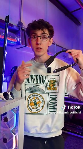 This Gaming PC built into a desk is one of the wildest creations we’ve e we attempted! But we never leave you out! ❤️