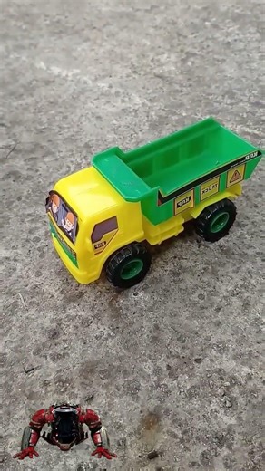 The truck plunges into a ravine in USA disturbed by zombies corrupt bastards #shortvideo #shorts