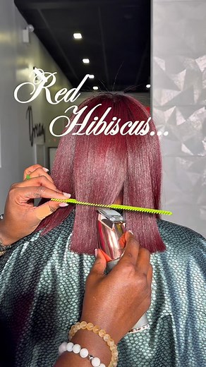 670K views · 8.4K reactions | Red Hibiscus  Loving everything about @whole_sue new Birthday LOOK… Relaxer Free always looks better with @jupoppin The Home of Healthy Hair Stories… #jupoppin #relaxerfree. This week was absolutely amazing!!! I’m so Grateful!!!! But GOD #ThankYou Shop Jupoppin.com 햲헇허헐 햦헅헂tter 햡헎헍헍햾헋 햻헒 @iampureskin | Gillian Garcia Artistry | Facebook