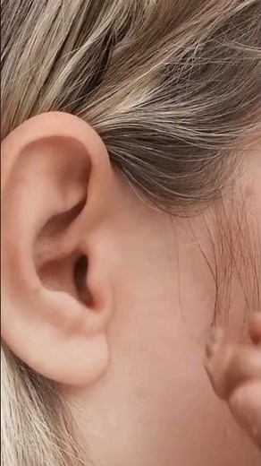 How to Insert In-The-Ear (ITE) Hearing Aids? | HearUSA