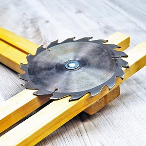 DIY 90 Degree Precision Cutting Tool | DIY & Crafts