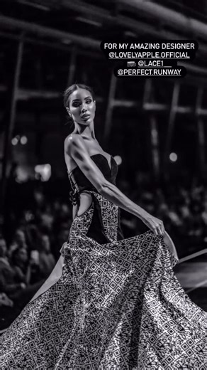 BELLA DAVIS on Instagram: "VOTE FOR ME (MODEL OF THE YEAR (link in my bio) “hier kommt die Sonne” 🤞🏽🖤 #fashion #fashionweek #model #munich @perfect.runway @lovelyapple.official @misslovelyapple @gettyimages @rammsteinofficial @richard_von_rammstein @till_lindemann_official @paullanders_official @christianlorenz_official @christophschneider_official @oliver_riedel_official @decomodels @poshmodels @33andmecpt"