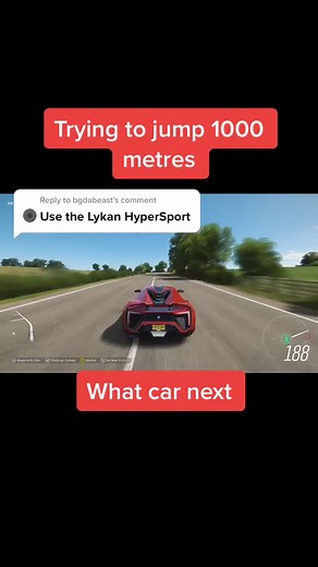 Attempting a 1000 Metre Jump in FH4