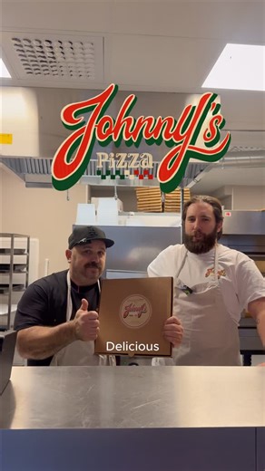 Johnny’s Pizza Bergen on Instagram: "Now with information about how to reheat your pizza at home 🍕🔥"