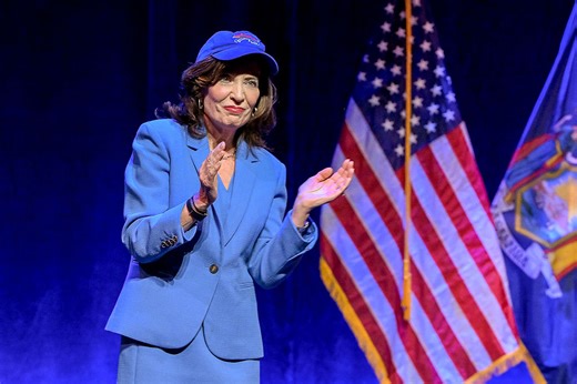 Gov. Kathy Hochul Refuses to Back Striking New York Nurses