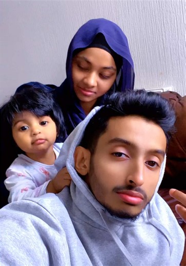 We all have gone thru this… with our children, once they are born we were with them it’s hard for us to even think without them🕊️👧 Love you Aisha Bint Mohamed afrideen #aisha #baby #girl #sweetheart #afrideen