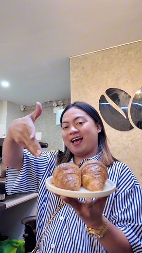 prepare baked croissant 🥐 Unmute edition | Jessica Absalon