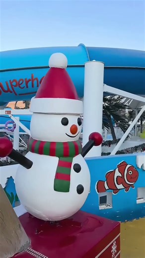 Custom made snowman fiberglass sculpture! Custom made GRP sculpture, China pop art sculpture factory