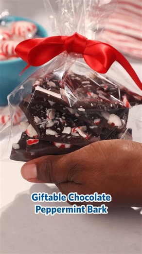 Try out this peppermint bark that's simple to make and impossible to resist! What's your favorite holiday treat to share with friends and family? | Food Lion