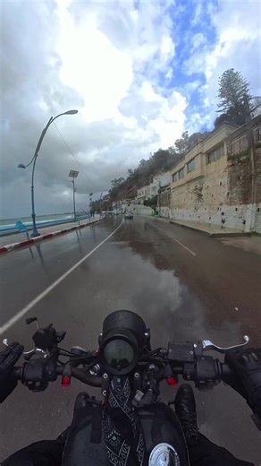 Moto and winter riding #motorcycle #winterride #foryoupage #bestcreator #oldsong @loupy 🐺