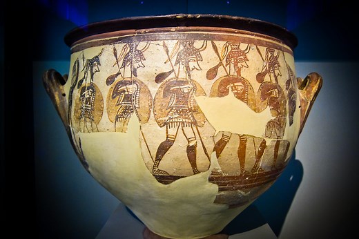 Did Ancient Greek Warriors Wear Horned Helmets in the Trojan War? - GreekReporter.com