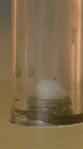 Wärmelehre Experimente: Temperatur und Druck bei Gasen