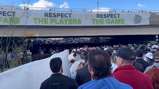 Chaos at Waste Management Open with alcohol banned as fans chant 'we want beer'