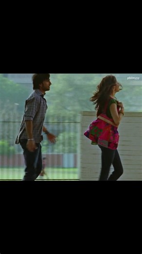 Philmy on Instagram: "Something about winters and the wedding season setting in that'll always make me revisit Band Baaja Baaraat. Back when YRF used to be dreamy and so cool. Fresh pairings, W songs, soft romance, genz storylines.. what happened man, i miss these.. #BandBaajaBaaraat #RanveerSingh"