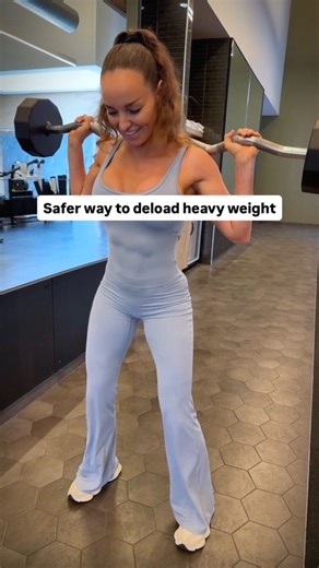 13 reactions | Safer way to deload heavy weight. Lian Price + L3 Method #womensfitness #gymtips #womensupportingwomen | Lian Price | Facebook