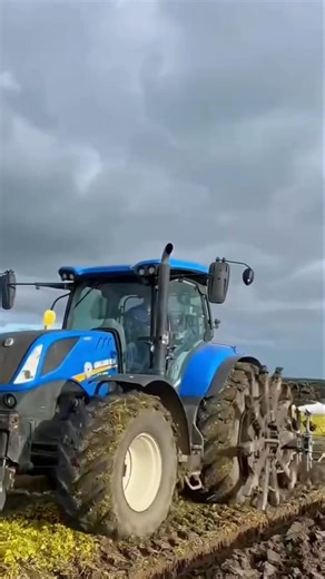 Why Farmers Fill Tractor Tires With Liquid Instead of Air