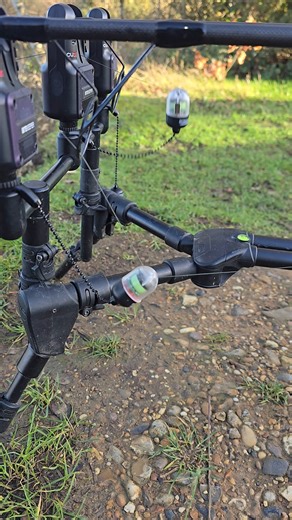 Rippton Smart Fishing Tackle | Bait Boat & Fishing Drone on Instagram: "Use CatchX Mini GPS and experience truly fully automated baiting! 🚤🎣 Simply select any spot on the map in the app, tick Auto Release and Auto Return before starting the task, and you’re ready to go. Sit back by the bank ⛺ while the bait boat automatically sails to the spot, releases the bait 🎯, and returns to the home point 🏠. Hands-free, stress-free — baiting really is that simple. 👍 . . #fishing #carpfishing #carpfish