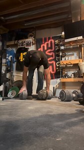 Farmer walk hits and misses. Blob50 and inch, double inch DB at 172. Miss. And double milled yorks. Right wasn’t cooperating. #blob50 #inchdumbbell #yorkbarbell #deadlifteveryday #grip | Rob McMurren