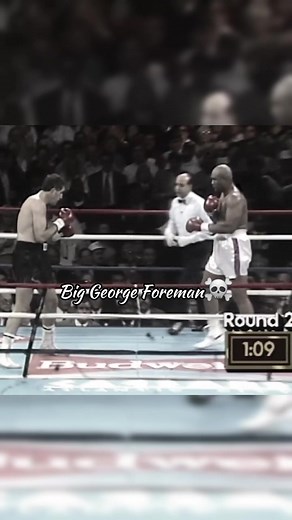 George Foreman vs Mike Tyson: A Legendary Boxing Match
