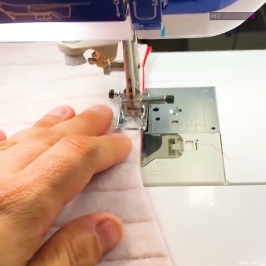 10K views · 102 reactions | DIY Oven Mitt Tutorial | Mx Domestic | Facebook