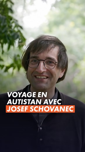 Josef Schovanec, écrivain voyageur, a été diagnostiqué autiste à l'âge de 22 ans. Il retrouve Valérie en Nouvelle-Calédonie, dans sa ferme de Dreamland, aux côtés de 250 animaux. Voyage en Autistan, saison 2, disponible avec CANAL | Les Nouveaux Explorateurs