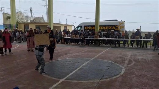 Cierre del Carnaval Yuma' Kij Man Ñun. Es un gusto ver como la Niñez, realiza este baile y juego del torito, como sus mayores. #carnaval2026 #viralvideoシ #fyreelsviralシ゚viralシfypシ゚ #comparteysigueme Y sí, #somosdelatriquialta | Triqui Alta y sus fiestas