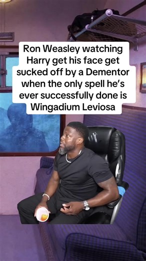 If they didn’t sit in Lupin’s compartment😬😅 #prisonerofazkaban #dementorskiss #patronuscharm #expectopatronum #professorlupin