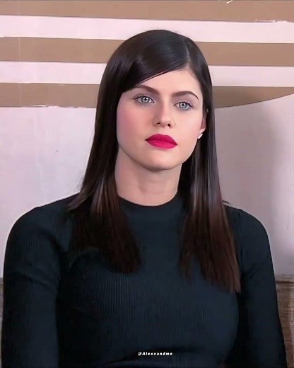 Her eyes are so amazing omg 👀💗#eyes #alexandradaddario #ytshorts