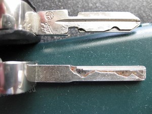 DIY:Remote Key Fob Case Swap