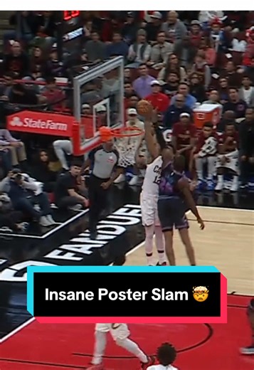 NBA Highlights: Insane Poster Slam by DeAndre Hunter