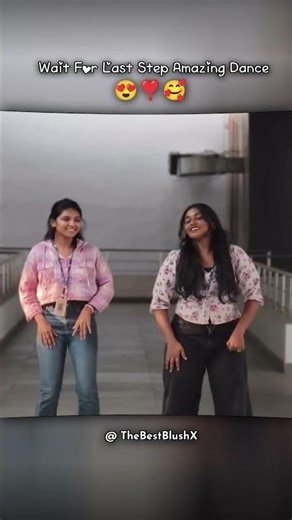 mutta kalakki song || Girl Dance || WhatsApp (Lyrics) Status || #viral #dance