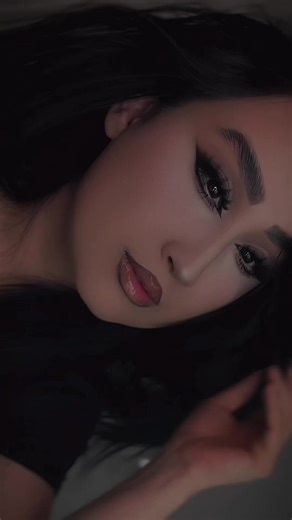 Beautiful Make-up Tutorial for Afghan Women