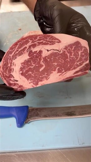 🔪Precision Prep: Hand-Cutting the Perfect Prime Ribeye Steak