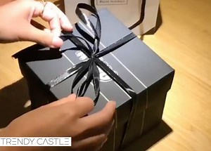15K reactions · 14K shares | Want to make a personalized gift but don't want to spend forever on it?   Check out our DIY Explosion Gift Box!  Get it here  https://goo.gl/EaMJHv 50% OFF FOR A LIMITED TIME ONLY! Get it here  https://goo.gl/EaMJHv | Trendy Castle | Facebook