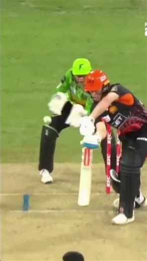 Leg Spin Aise Daalo Ball 😱 Ghoomega Jadoo Jaise #legspin #cricketshorts #crickettips #shorts