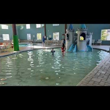 The Hotel That SAVED Our Wisconsin Dells Trip!!! #WisconsinDells #FamilyTravel #holidayinnexpress