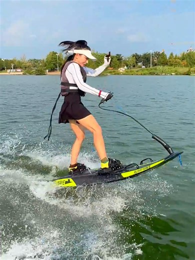 Experience Water Surfing with RUSH WAVE