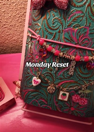 Planner in hand & Ready for a Productive Week. 🥰 #plannertok #planneraddict #fyp #2026planner #plannerpeace