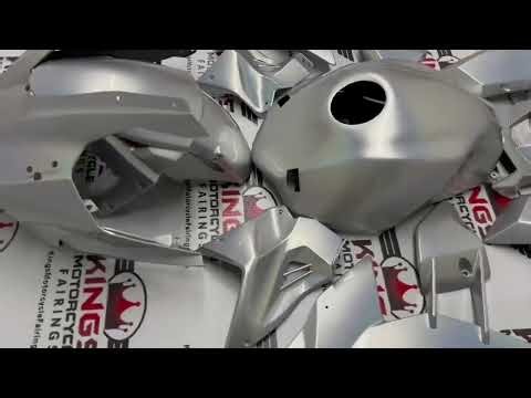 Silver Holomatic Painted Fairings from KingsMotorcycleFairings.com #motovlog #fairings #motorcycle