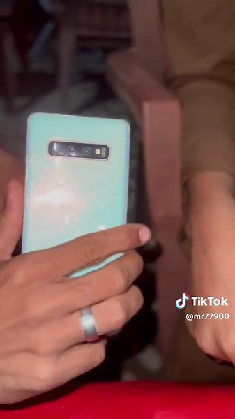 Google Pixel 6 Pro vs Samsung S10 Plus: A Detailed Comparison