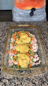 363K views · 1.8K reactions | easy 1 pan dinner this is a quick way to make a semi homemade chicken pot pie! This original video was produced by Network Media, LLC, and Kristin Michelle. | Life According to Us | Facebook