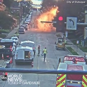 118K views · 1.6K reactions | NEIGHBORHOOD BLAST: A traffic camera captured a frightening home explosion in Iowa, with fireball igniting and debris flying. Police say the home exploded after contractors hit a gas line. Thankfully, the home was evacuated before the blast; no injuries were reported. https://abcn.ws/2XvP3JQ | ABC World News Tonight with David Muir | Facebook