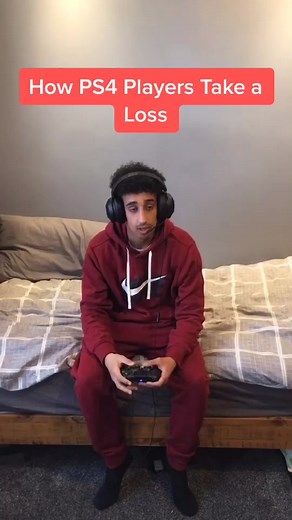 Comparing How PS4 and Xbox Players Take a Loss