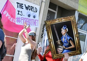 Who’s Running Britney Spears’s Instagram Account and Why Does That Have Us So Concerned?