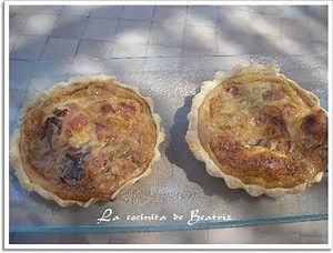 Receta de mini quiches con cebolla caramelizada fáciles
