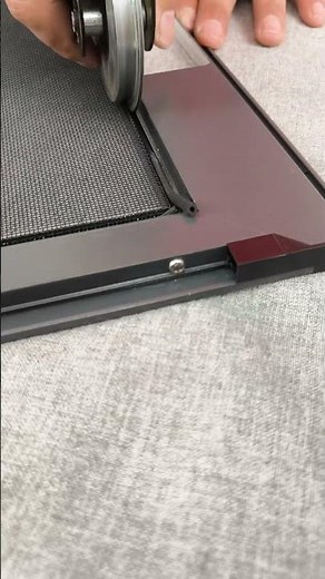 Installation process of the mesh screen to prevent mosquitoes and dust.